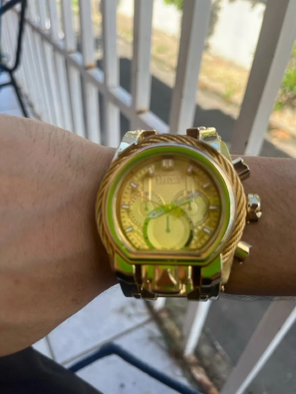 Relógio dourado Invicta Zeus     - Foto 2