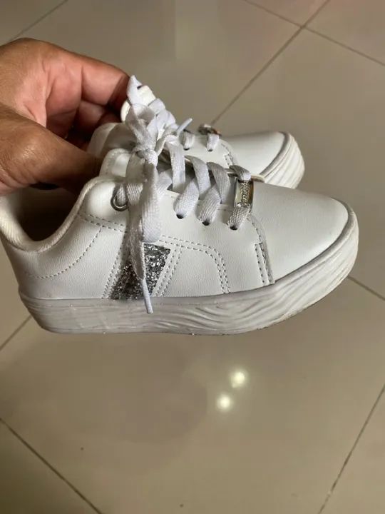 Tênis branco para bebê 25 - Foto 2