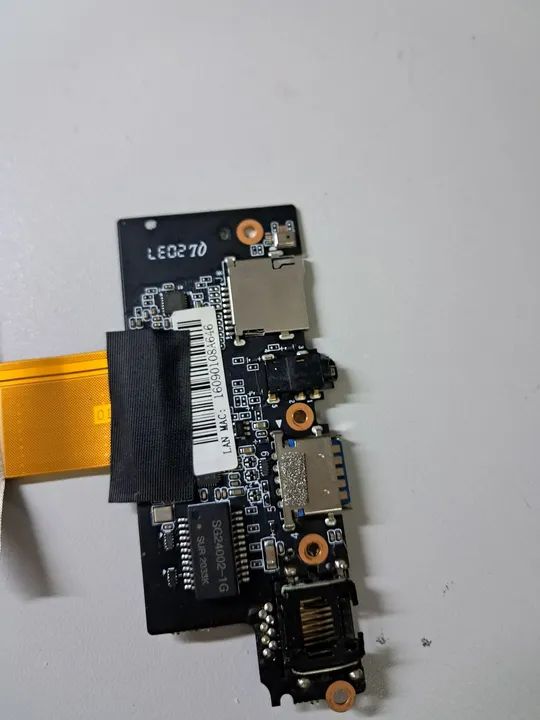 Placa USB, Ethernet e fone áudio Compaq Presario CQ-27 