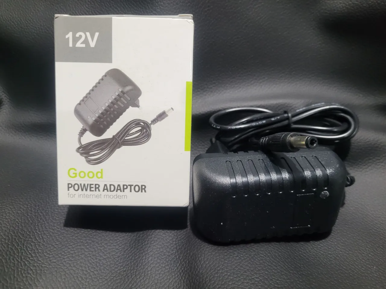 Fonte / Carregador 12V 3A Parafusadeira, roteador etc.