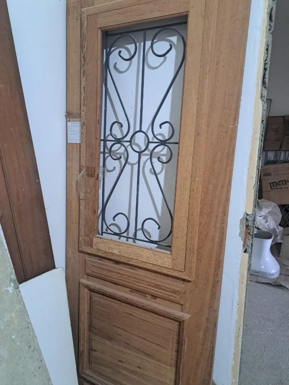 Porta Pampulha Ferro e Madeira Maciça + guarnição