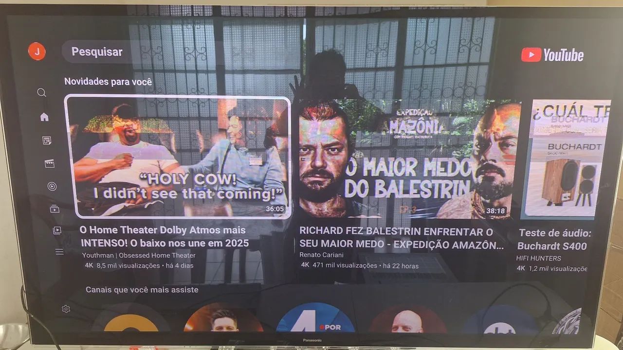 TV Panasonic Smart de 65 polegadas plasma(leia o anúncio)