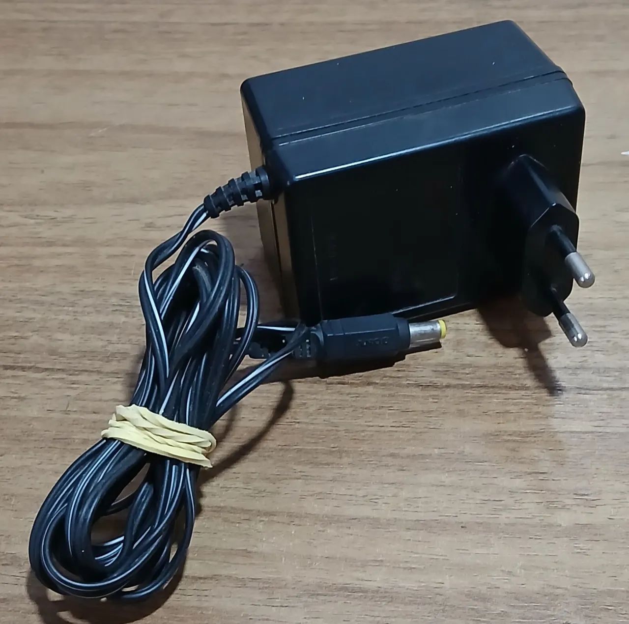 Adaptador AC Sony AC-905 - Foto 2