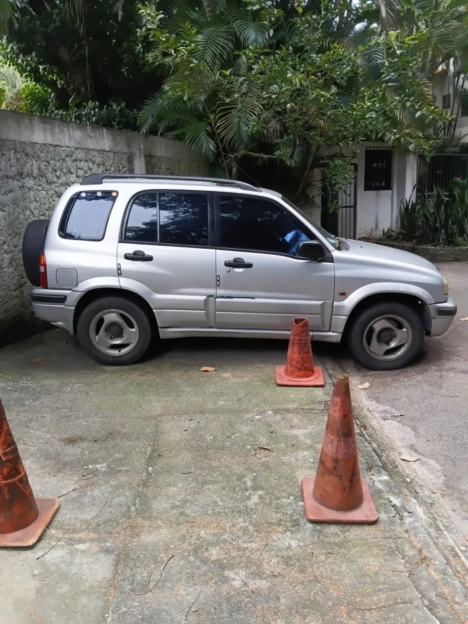 Suzuki Grand Vitara Grand Vitara 2.0 16V 4x2/4x4 5p Aut. 2001
