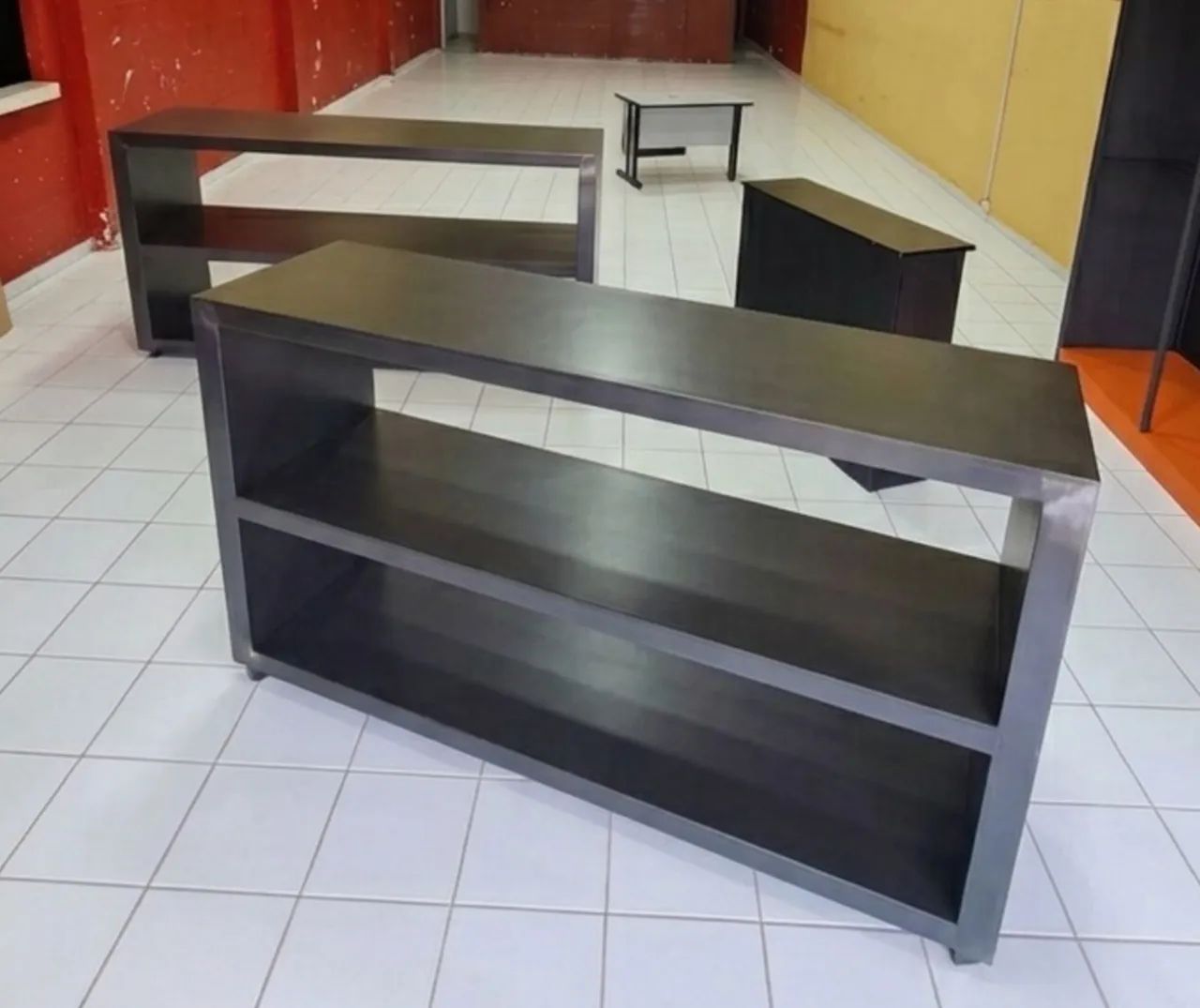 Balcão Expositor / Mostruário Comercial 2m com Rodínhas S/ Vidro - Foto 4