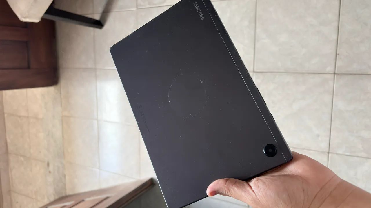 VENDO SAMSUNG TAB A8  - Foto 2