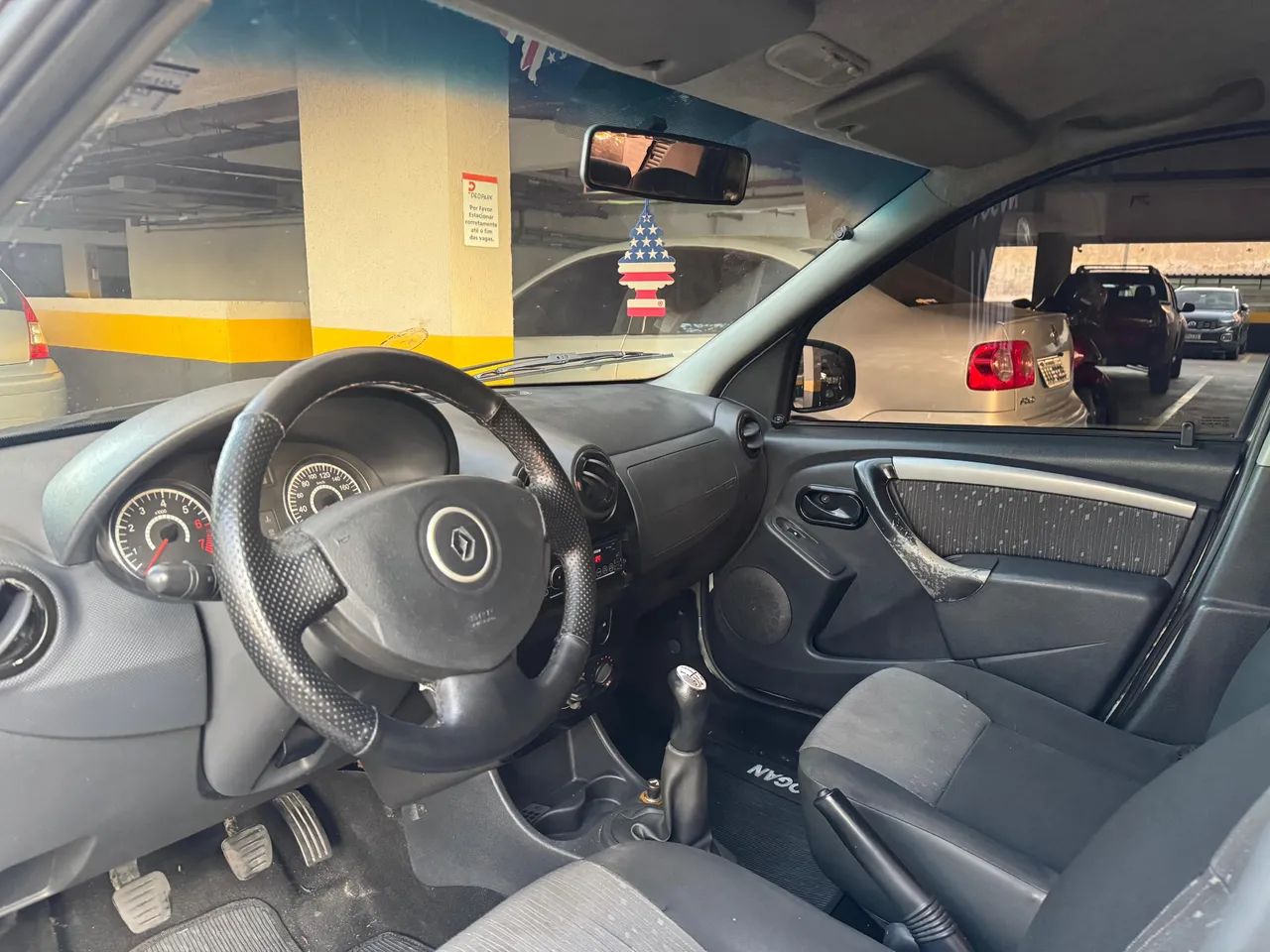 Renault Logan Expression Hi-flex 1.6 8V 4P 2011 - Foto 5