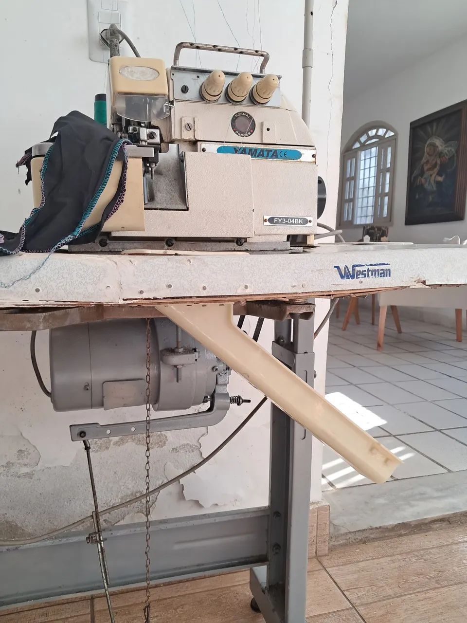 Máquina de costura overlock  - Foto 3