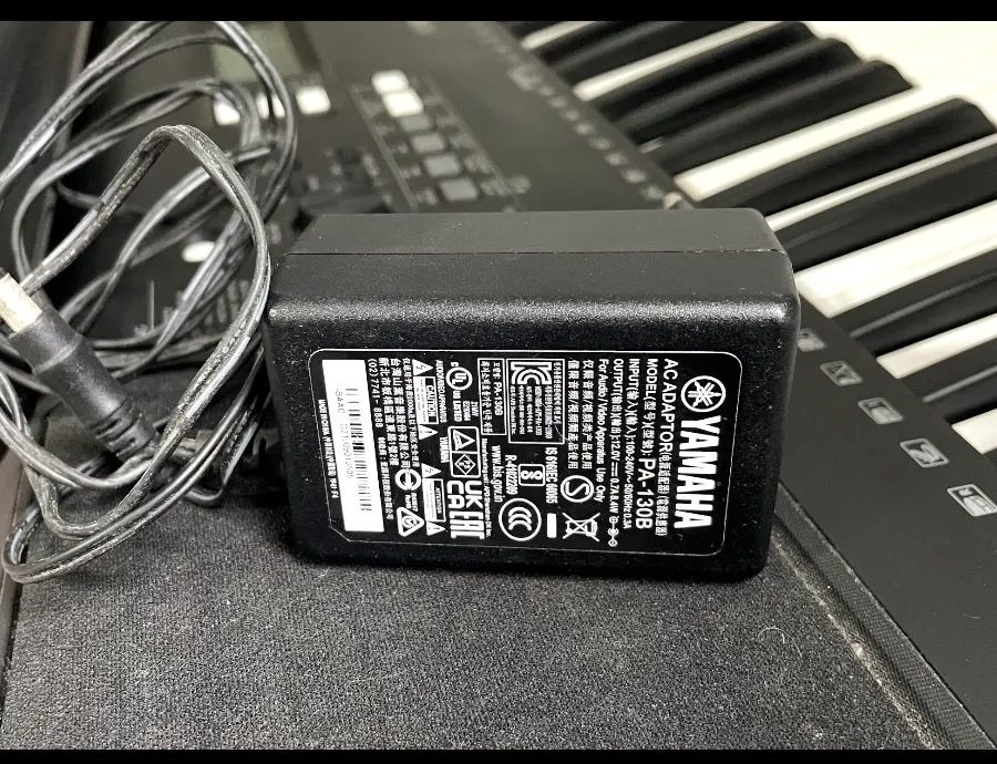 Yamaha PSR-E373 + Suporte + Acessórios - Foto 5