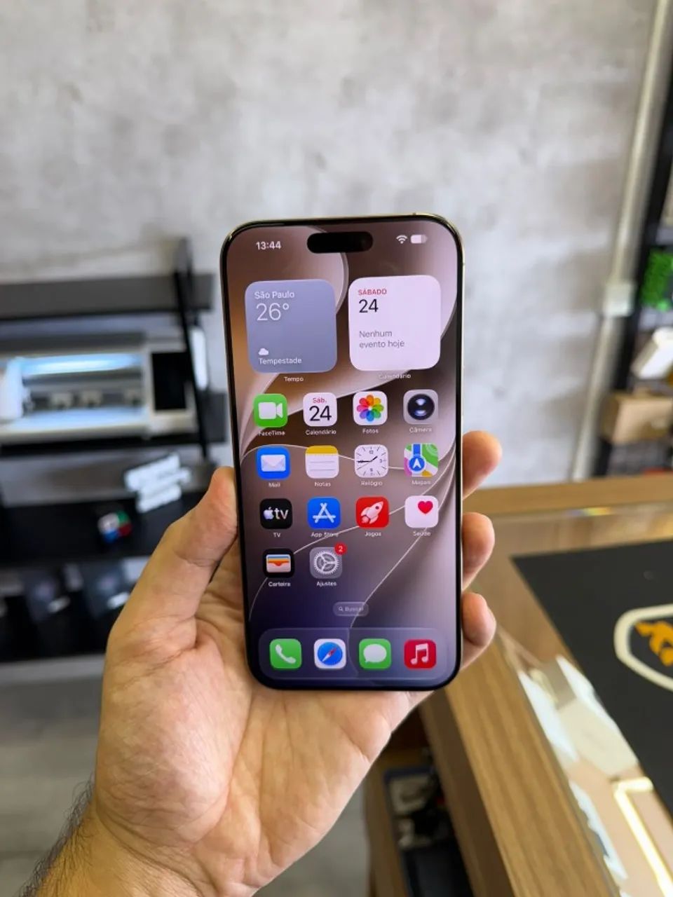 iPhon 16 Pro max 256gb Desert Titanium + caixa - Foto 5
