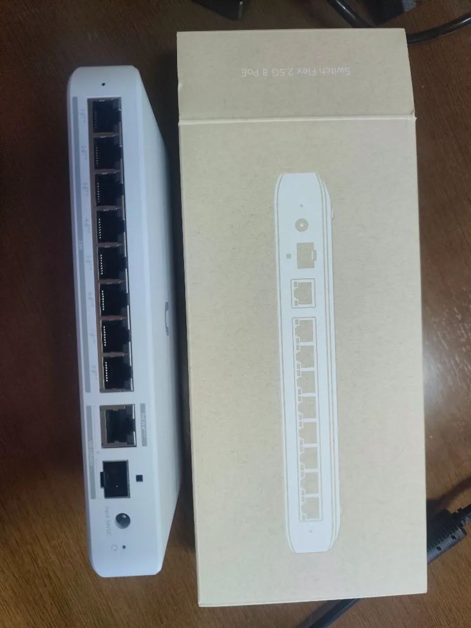 Switch Unifi flex 2.5gbit PoE++ com fonte 189w