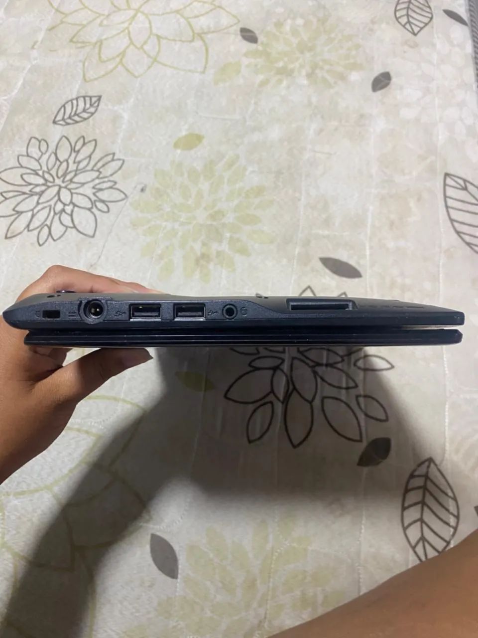 Netbook Acer Aspire One - funcionando - uso com teclado e mouse externo - Foto 2