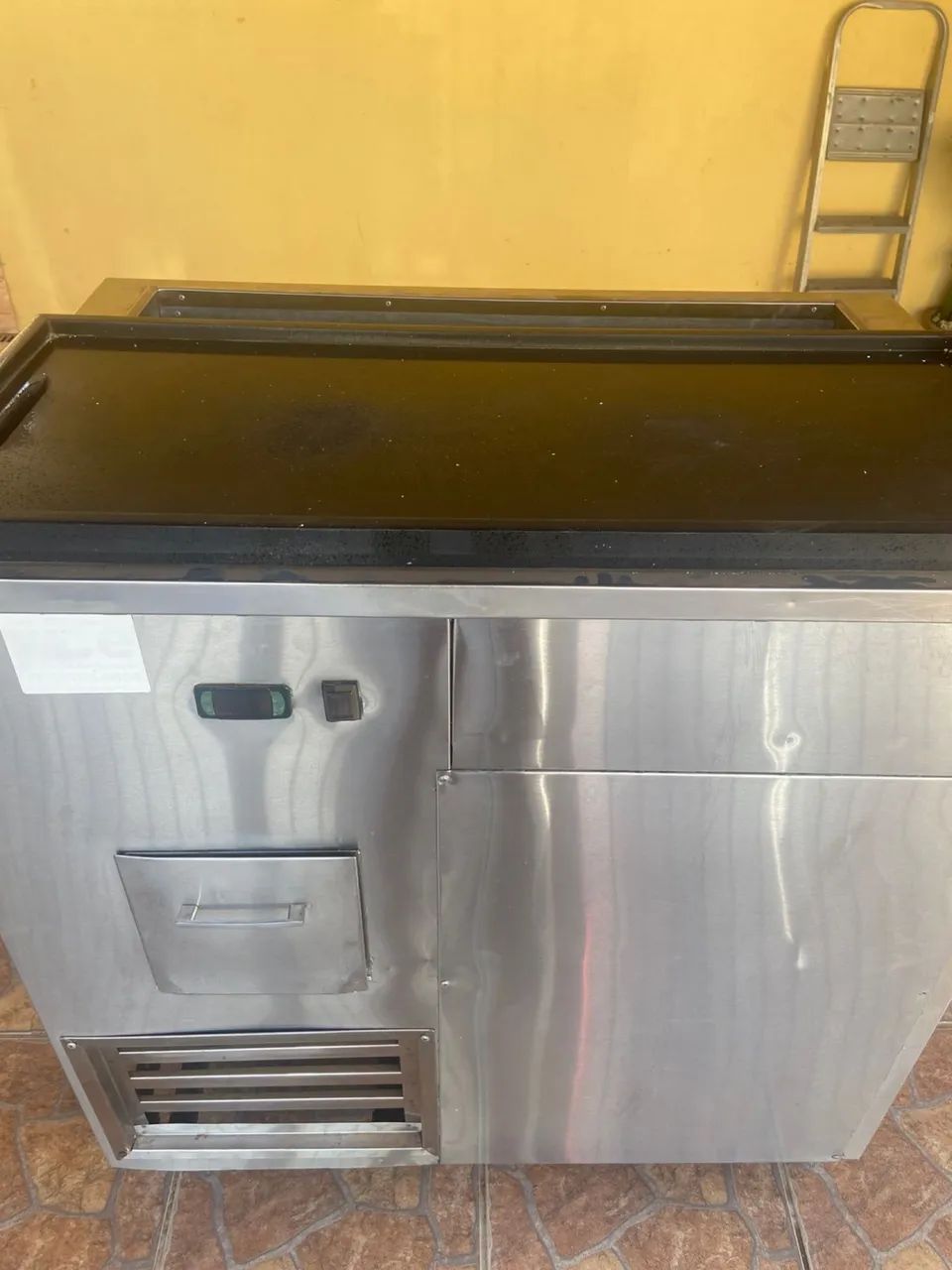 Máquina pedra de fazer sorvete 