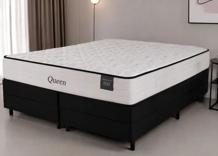 Vende se cama Queen semi nova 