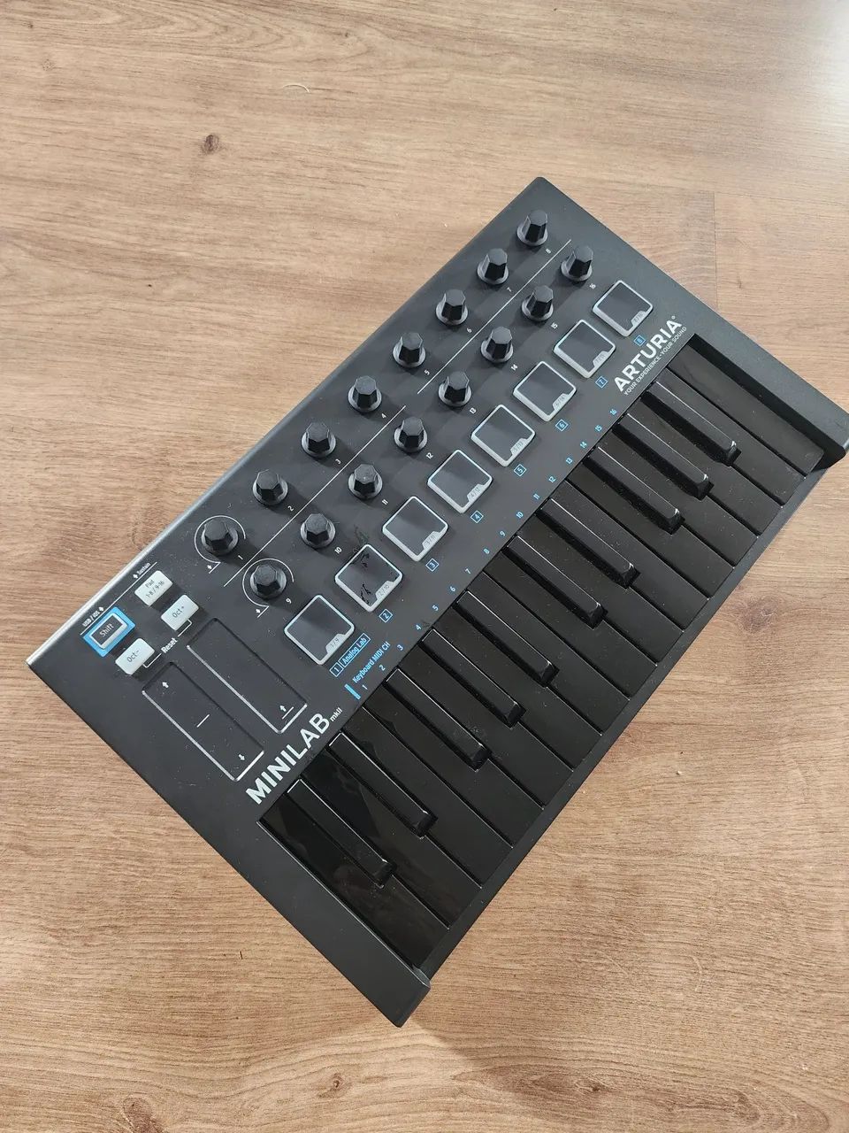 Controlador Arturia MK2 Black