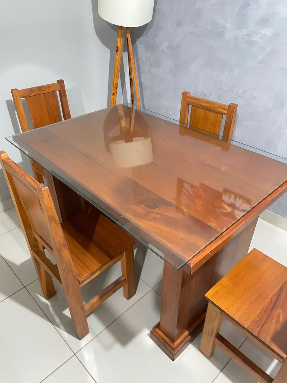 Mesa de jantar em madeira maciça  - Foto 3
