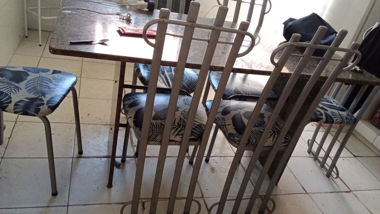 Mesa de mármore 