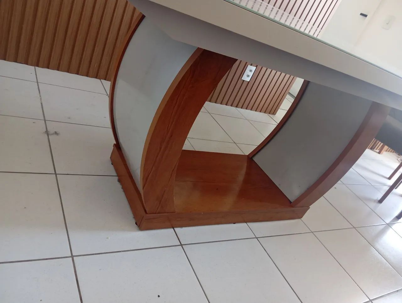 Mesa de jantar - Tampo MDF e Vidro - Foto 3