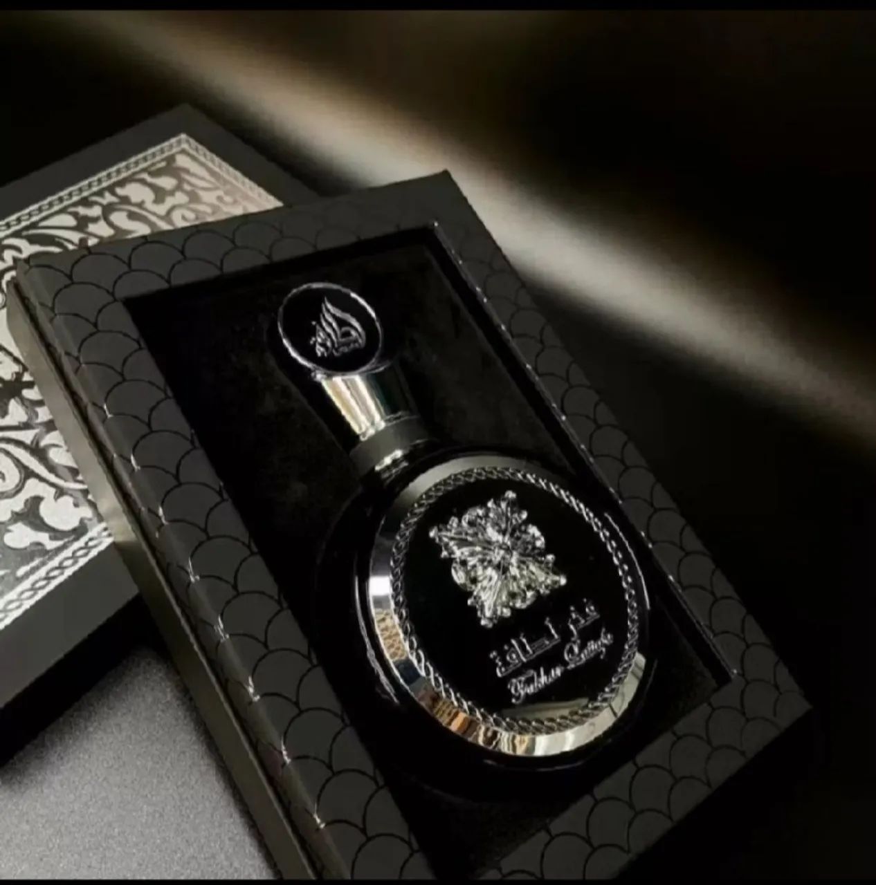 Perfume Árabe Fakhar Black 100ml  - Foto 4