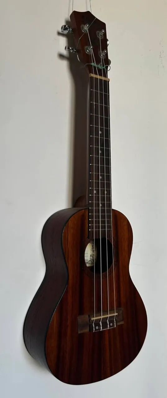 Ukulele Shelby SU23T