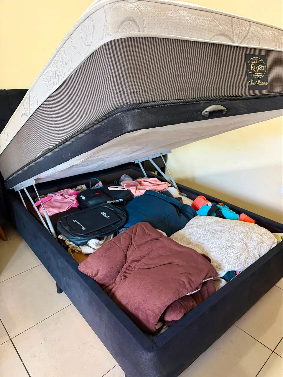 Cama box com colchão e cabeceira 