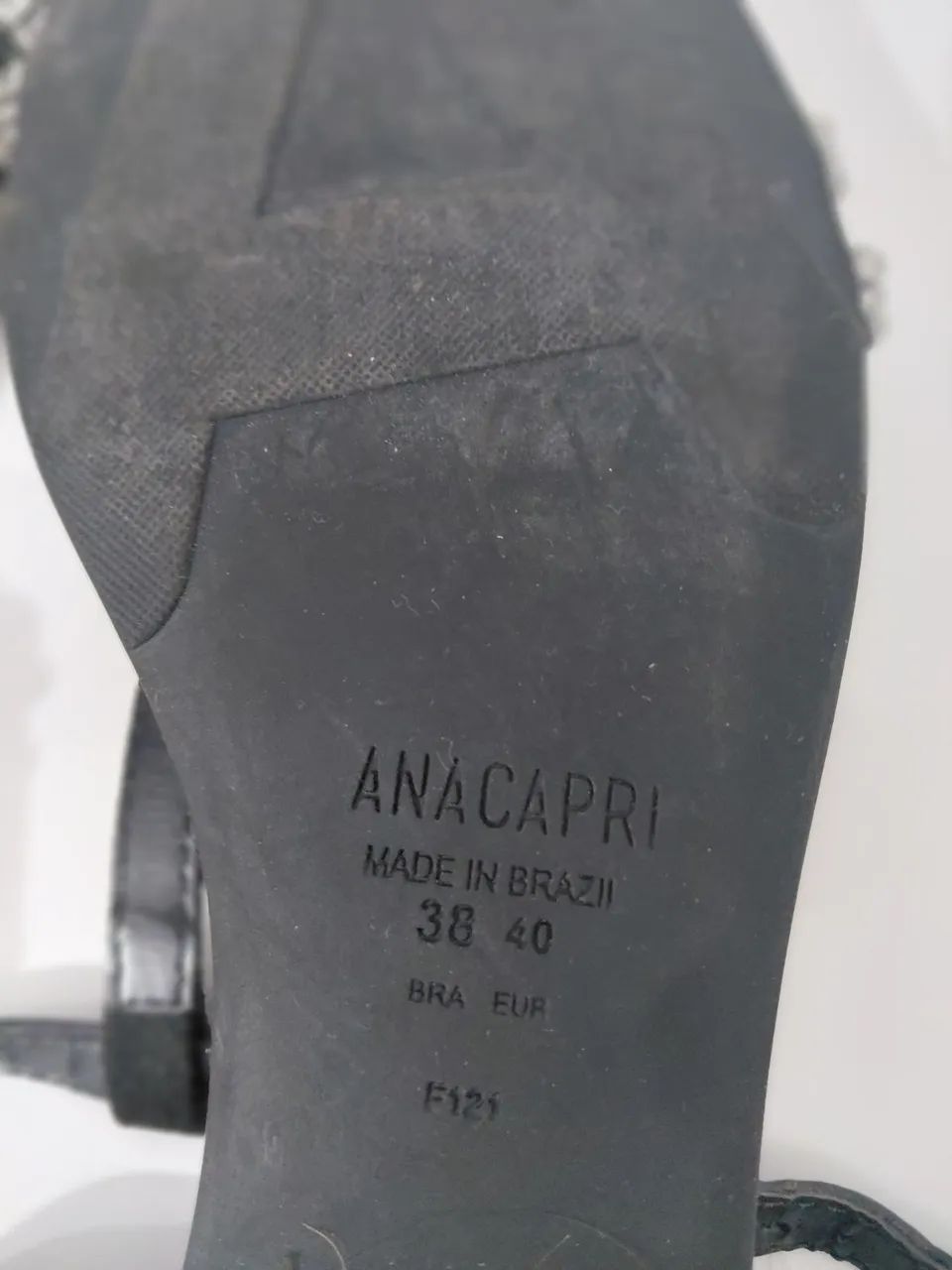 Sandália Ana Capri com strass