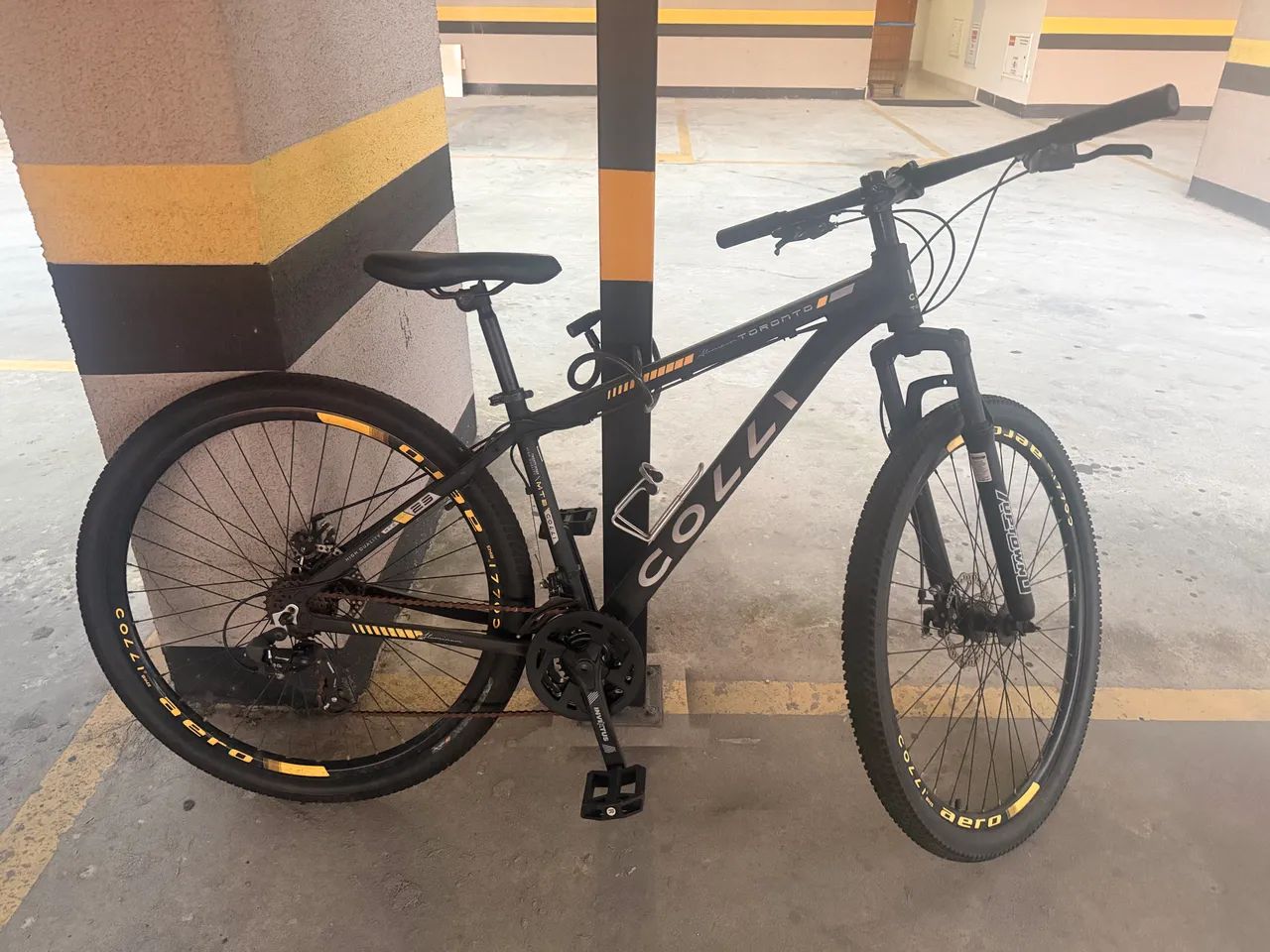 Bicicleta Semi Nova 2 meses de Uso - Foto 2