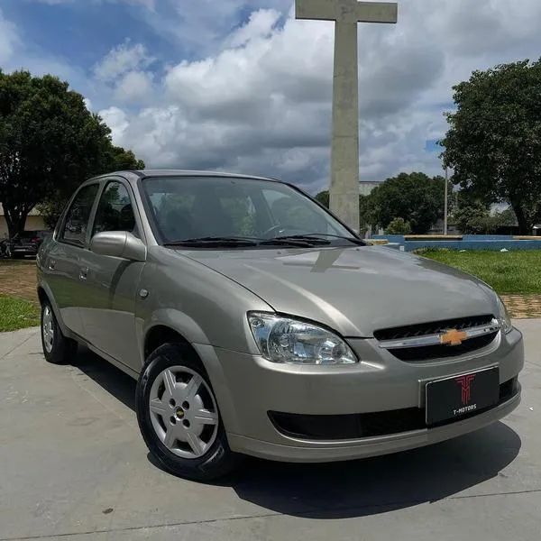 Chevrolet Classic Classic ADVANTAGE 1.0 VHC FlexPower 4p 2011