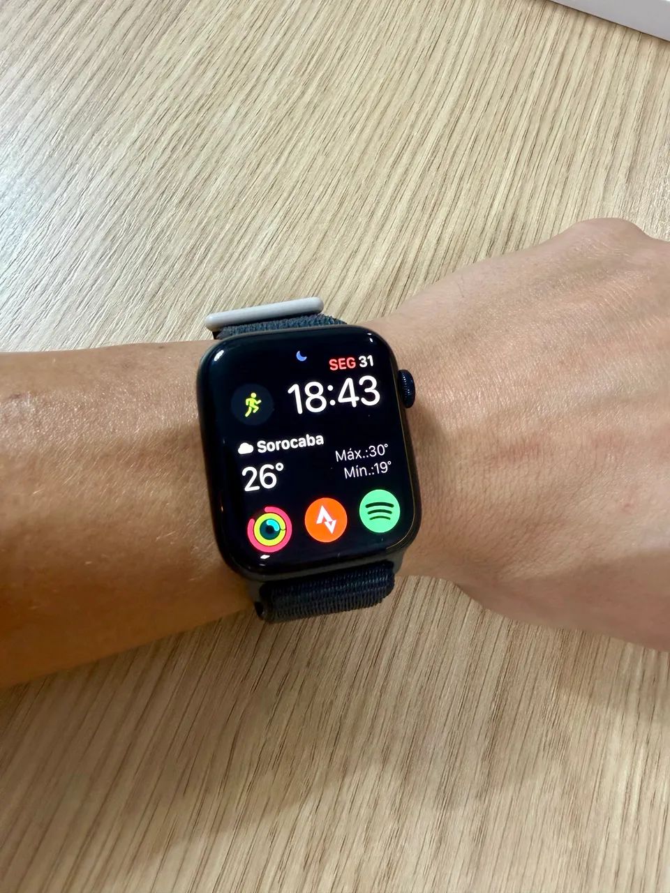 Apple Watch SE 2 GPS + Celular 44 mm meia noite - Foto 5