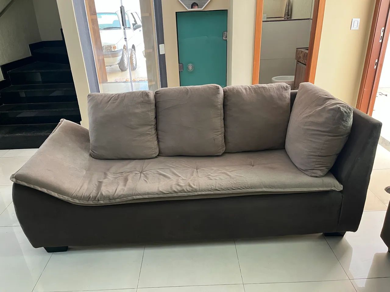 Sofá quase novo .. Muito confortável  - Foto 3