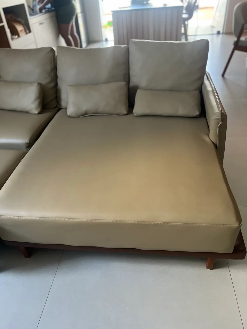 Sofá 4 lugares com chaise  - Foto 4
