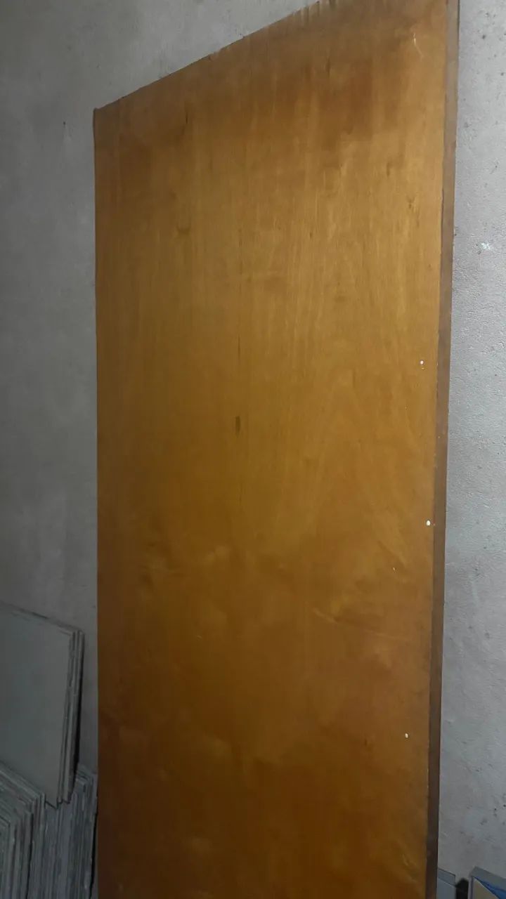 Porta 80 cm por 240