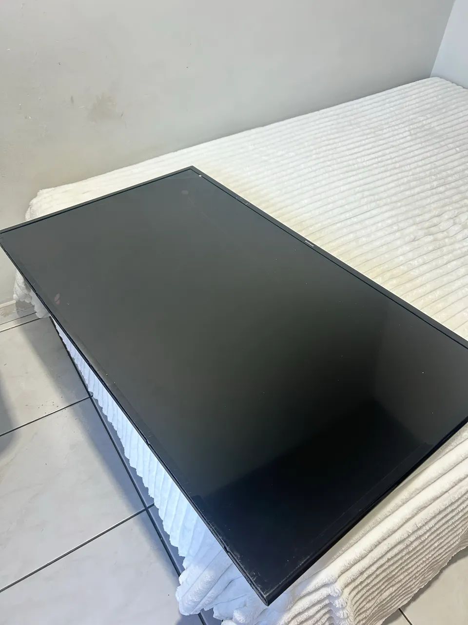 TV Samsung 49 polegadas com tela Estragada