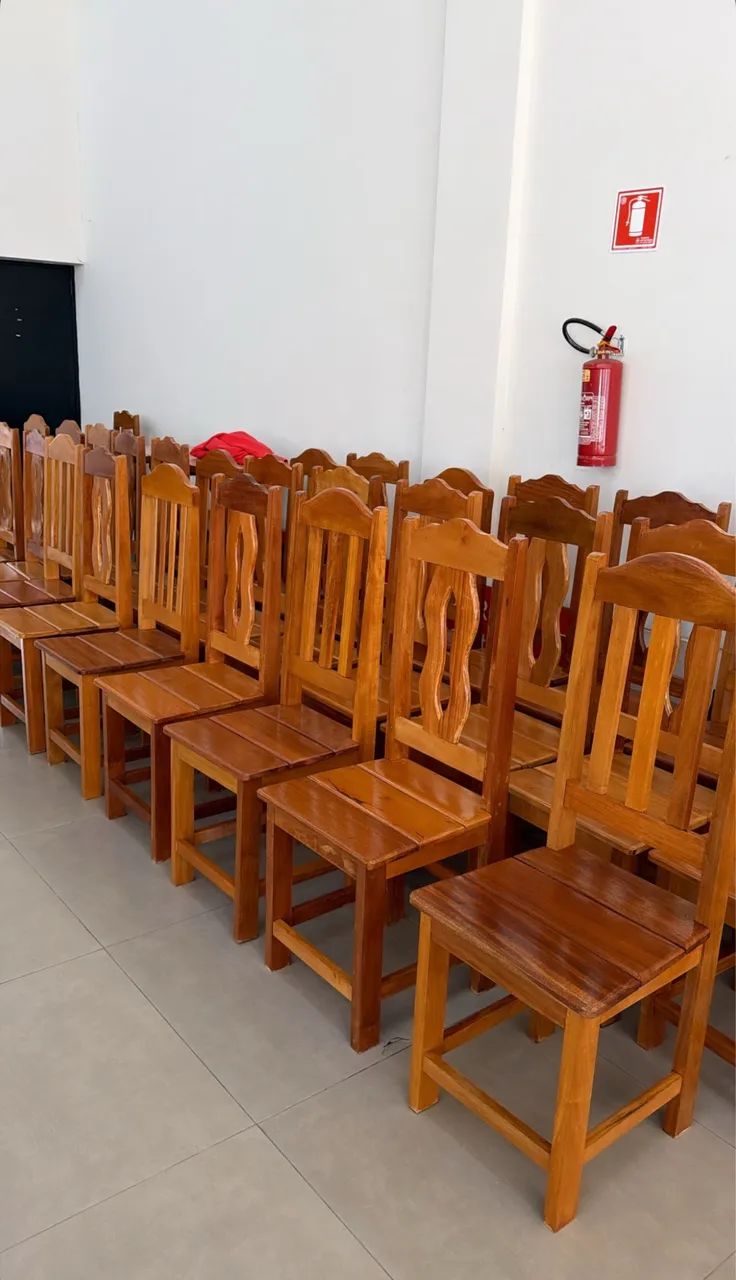 CADEIRAS DE MADEIRA MACIÇA ANGELIN - Foto 4