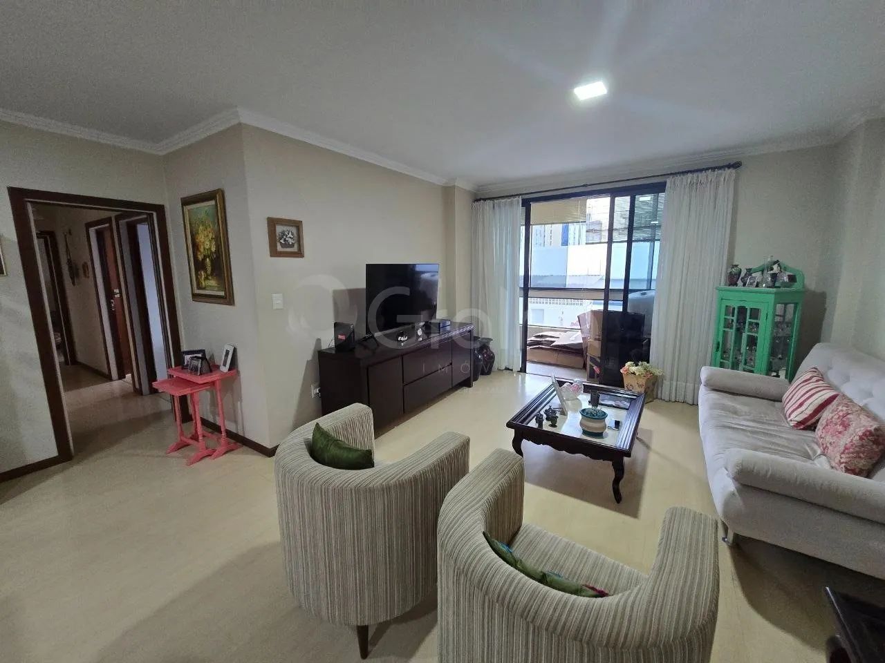 Apartamento de 146 m² com 4 quartos sendo 1 suíte no Centro - Foto 4