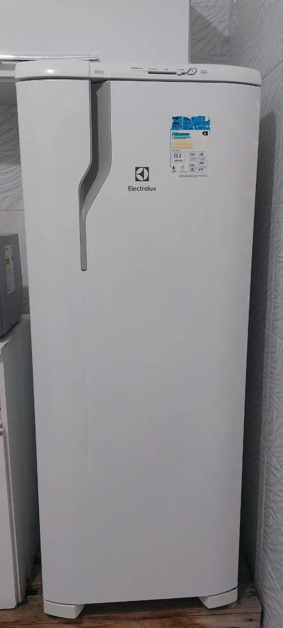 GELADEIRA ELECTROLUX 240L