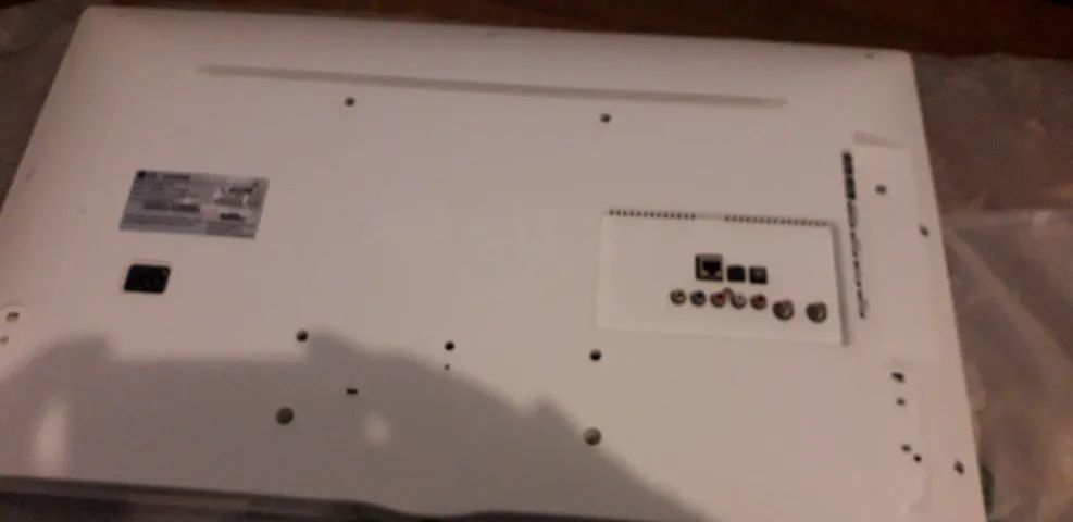 Smarttv 32 LG DEFEITO NO LED SÓ TROCAR - Foto 2
