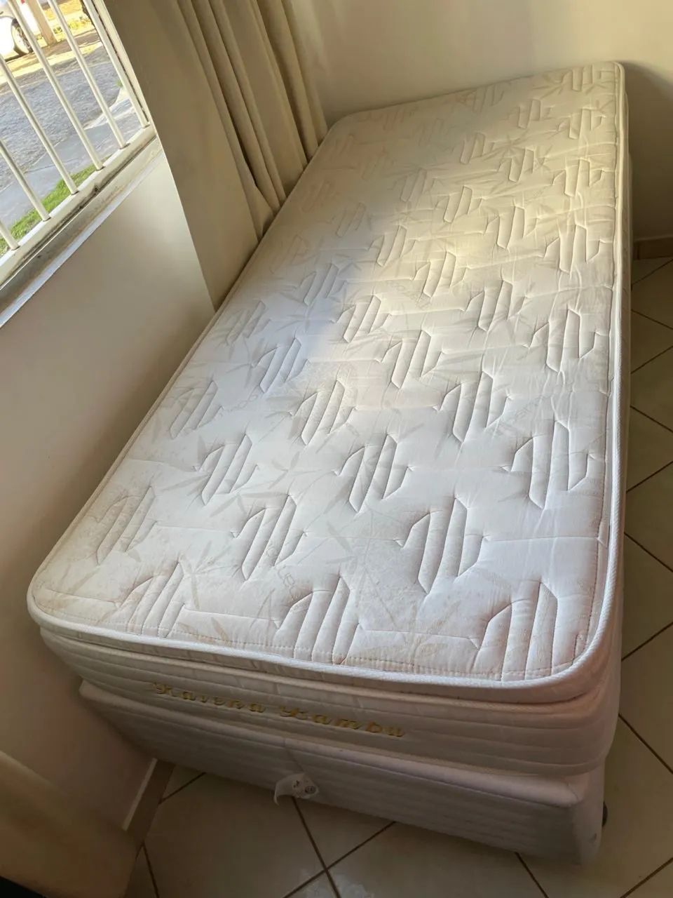 Cama Box de Solteiro Herval