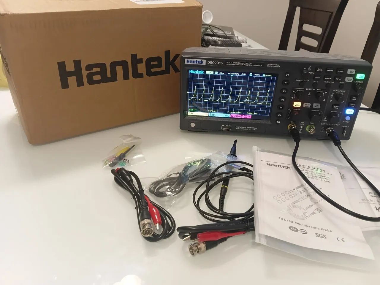Osciloscópio Hantek DSO2D15 de 150 MHz novíssimo  - Foto 3