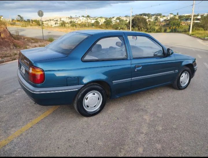 Volkswagen Logus 1.8 / CLI / CL 1994 - Foto 3