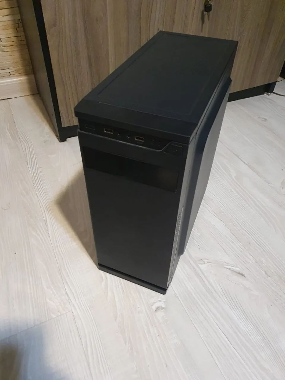 Gabinete para PC - T-Dagger P02B Office Mid Tower