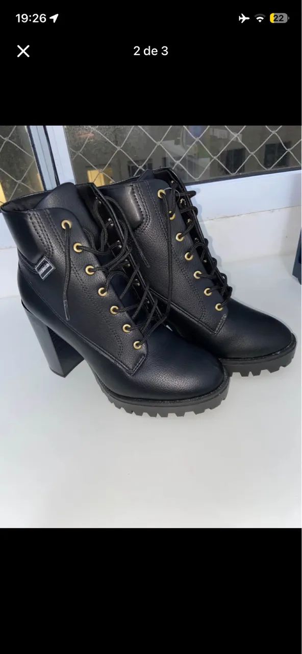 Vendo Bota Moleca usada apenas 1x - Foto 2