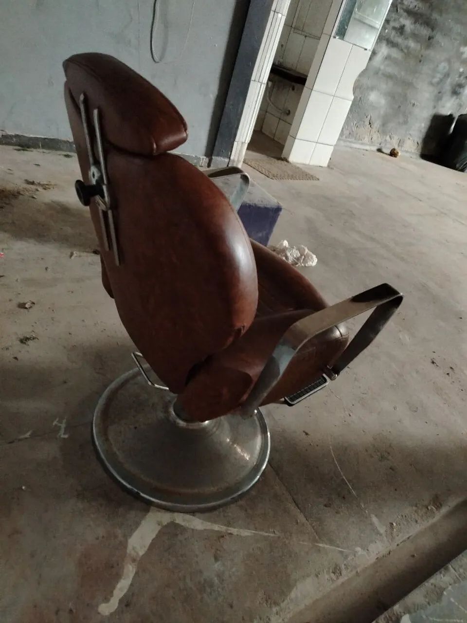 Cadeira de barbearia  - Foto 4