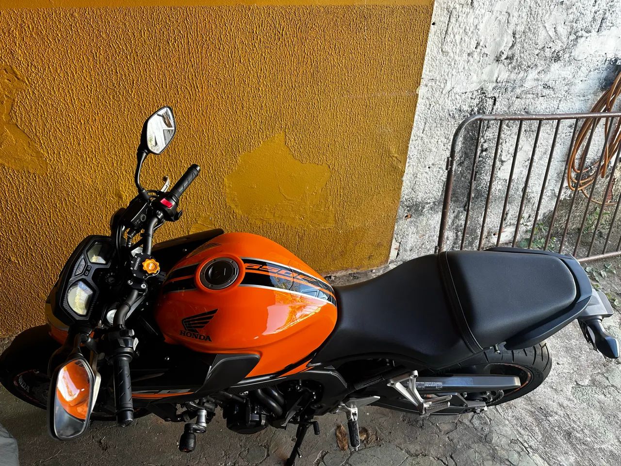 CB 650F, 2019 com 40.000km - Foto 5
