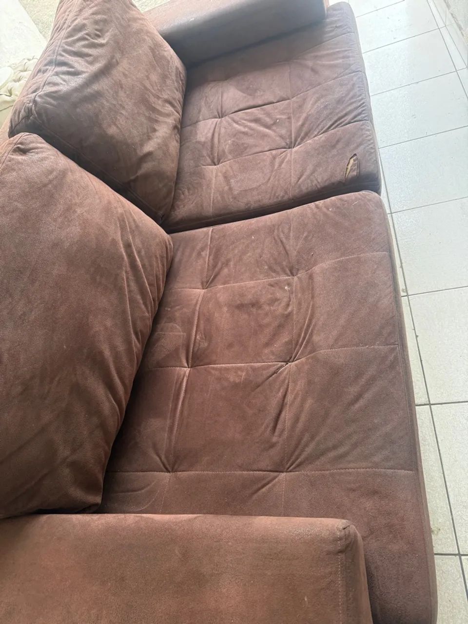 Sofá seminovo 2,2m - Foto 2