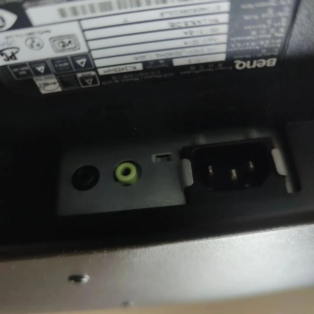 Monitor Benq GL2450-B Full HD 24" - Foto 4