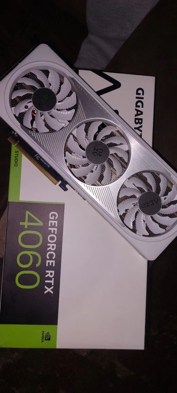 Rtx 4060 gigabyte  - Foto 2