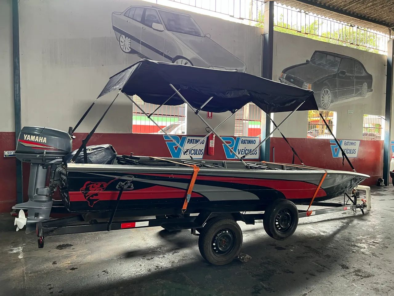 Tralha de pesca  Yamaha 25 pego carro na troca - Foto 7