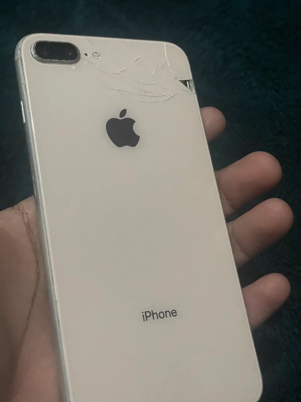 iPhone8プラス iphone 8 plus - Celulares e Smartphones - Mata Escura, Salvador