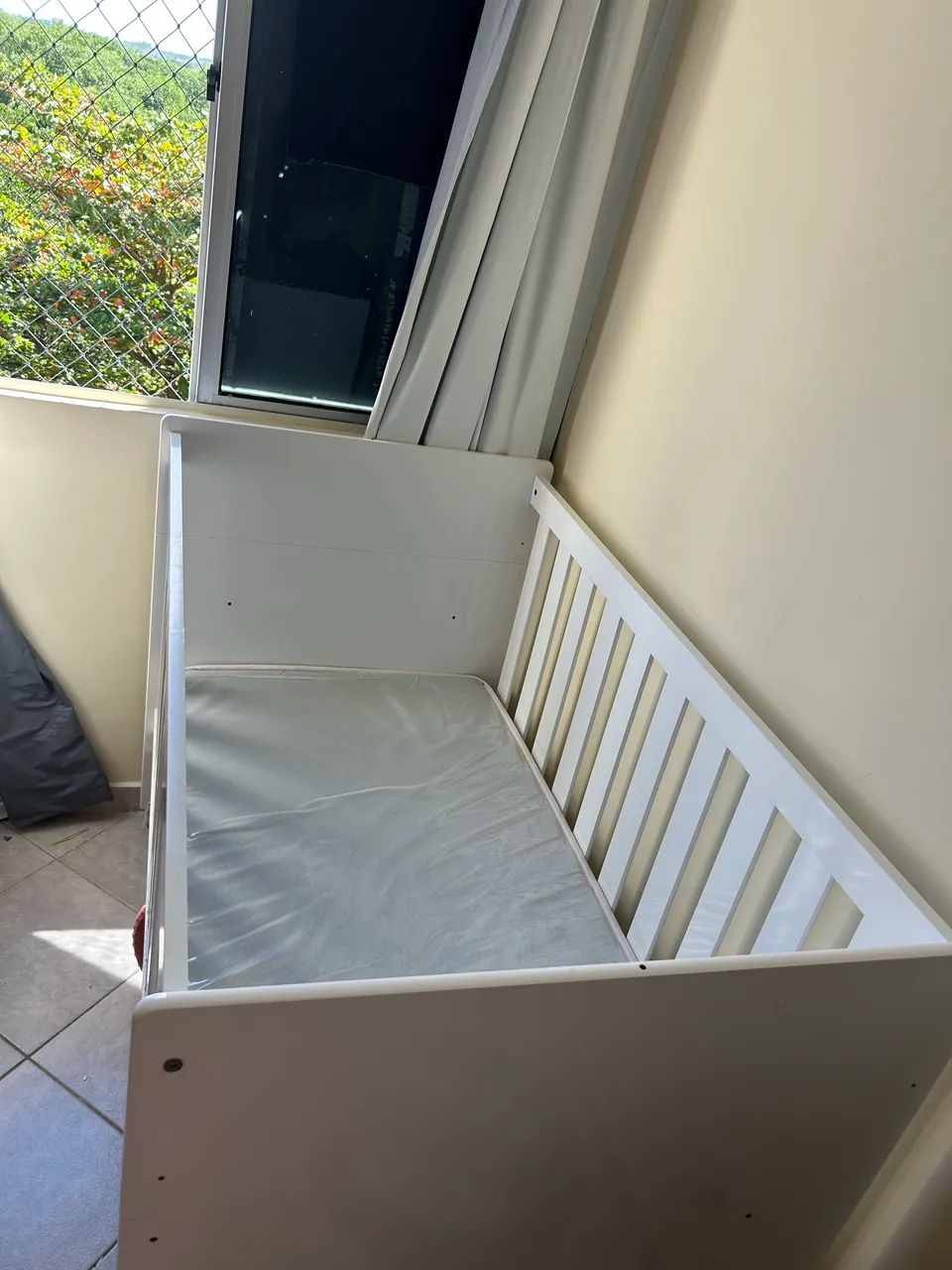 Berço americano branco + colchão  - Foto 2